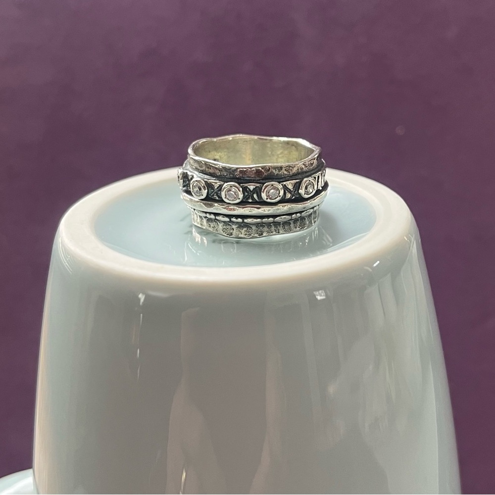 Fond Embrace Ring